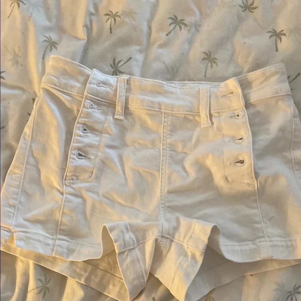 AE Women's White Button-Detail Sailor Shorts High-Rise Shortie 4 - Picture 10 of 11